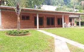 Sitio com piscina, horta organica, pomar e Wi-Fi